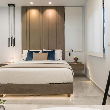 Π Suite Project: Smart Bnb 干尼亞 外观 照片