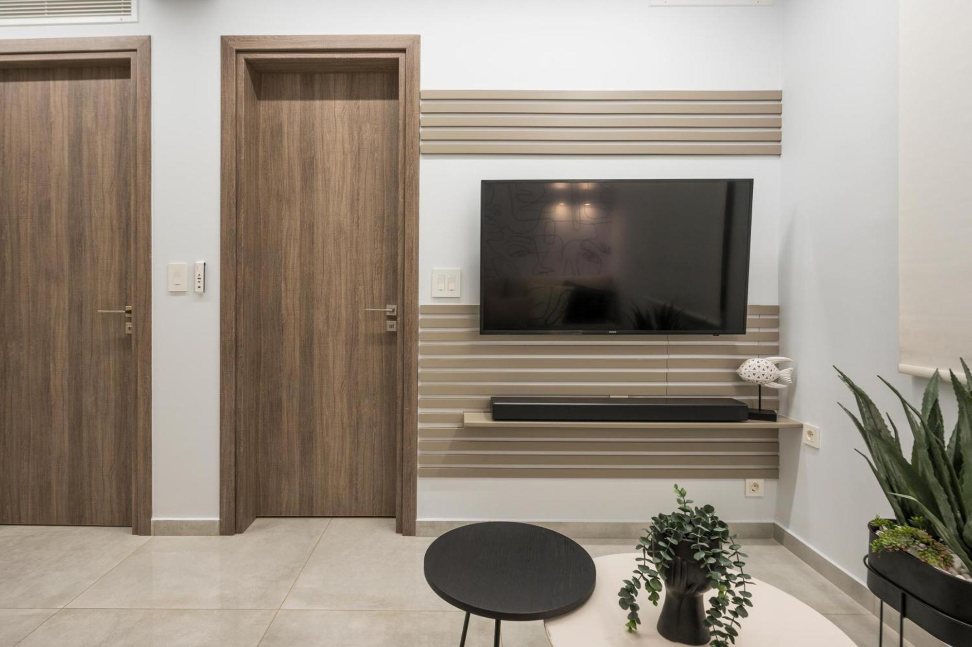 Π Suite Project: Smart Bnb 干尼亞 外观 照片